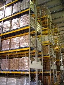 Stakrak SR2000 Serie anpassbare Palettenregale sind geeignet für die Lagerung of nahezu allen palettierten Waren