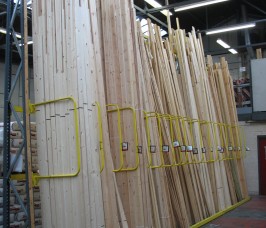A-Rahmen/ vertikale Regale für die Hand - Einlage und - Entnahme von Holzprodukten