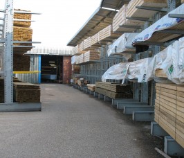 Stakapal Cantilever Racking with Canopy Roof Stakapal offer the option of Cantilever Racking with a Canopy Roof for additional protection
