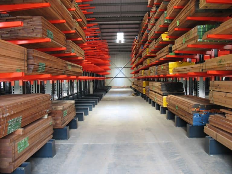 cantilever racking to hold timber panels