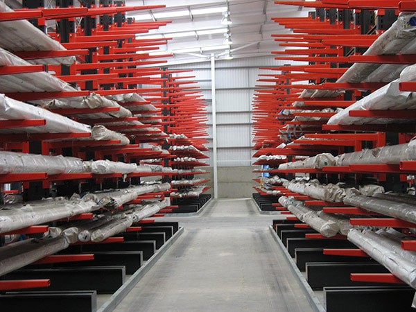 Guided-Aisle-Cantilever-Racking
