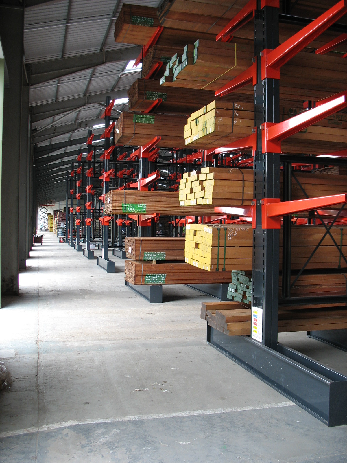 Stakapal supplies storage solution to Brooks Timber Nottingham.